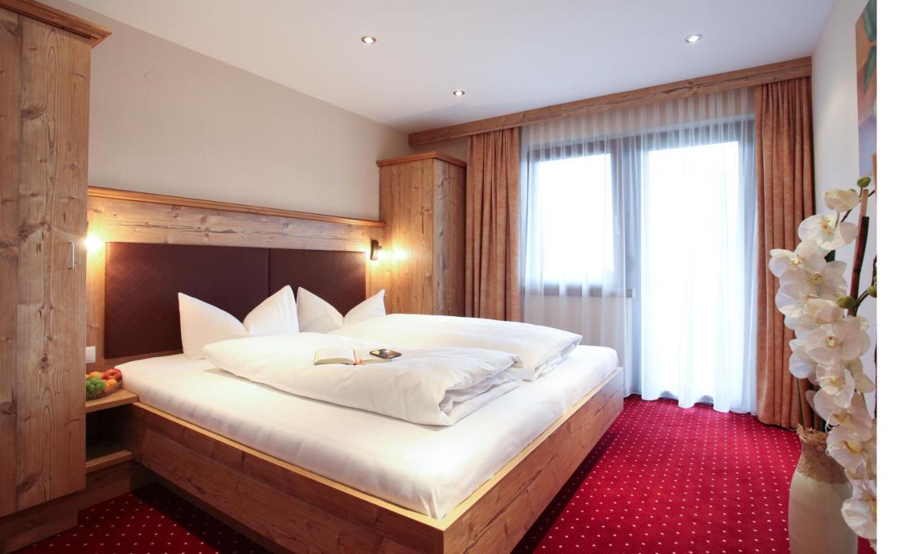 Panorama Aparthotel 4*